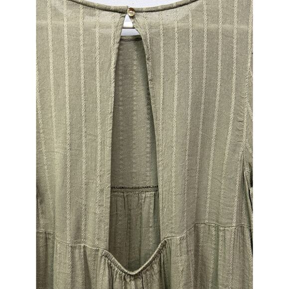 American Eagle Blouse Womens Small Peplum‎ Long Sleeve Textured Keyhole Back Top - Picture 8 of 9